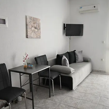 Doukas 3*