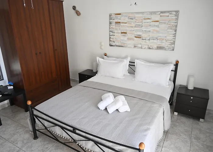 Doukas Aparthotel 3*