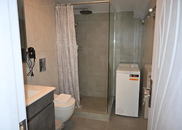 Doukas Aparthotel 3*